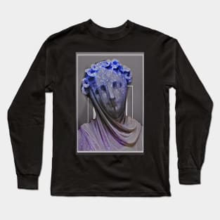 Aesthetics, darkness, gothic, romantic, moon, dark academia, love, romantic, statue, vintage, retro, artistic, artsy, classy Long Sleeve T-Shirt